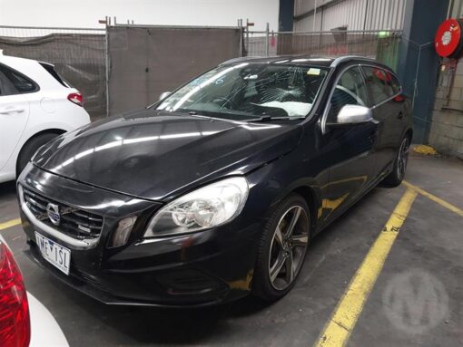 Wrecking 2011 VOLVO V60 BLACK (1237)