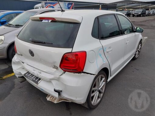 Wrecking 2015 Volkswagen Polo White (VW1289)