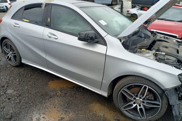 2016 MERCEDES A CLASS Transmission (Gearbox) MB0789