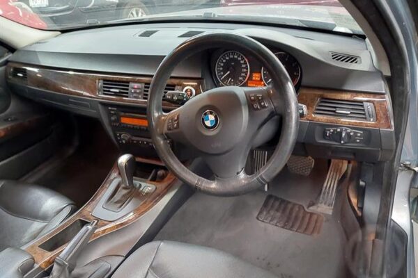 2005 BMW 3 SERIES Transmission (Gearbox) BM1255