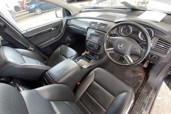 2011 MERCEDES R CLASS Transmission (Gearbox) MB1379