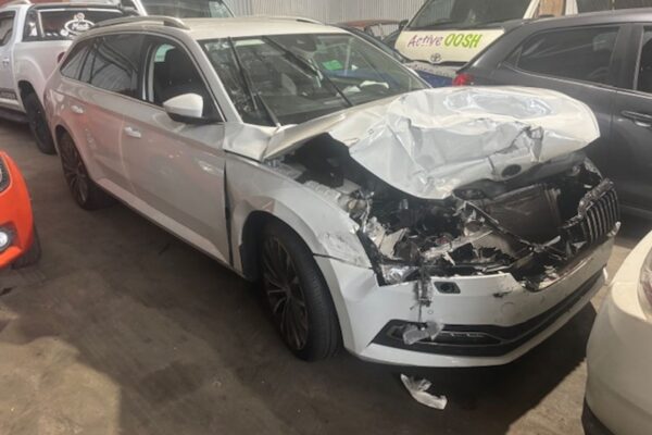 Wrecking 2022 Skoda Superb For Used Parts SK1590