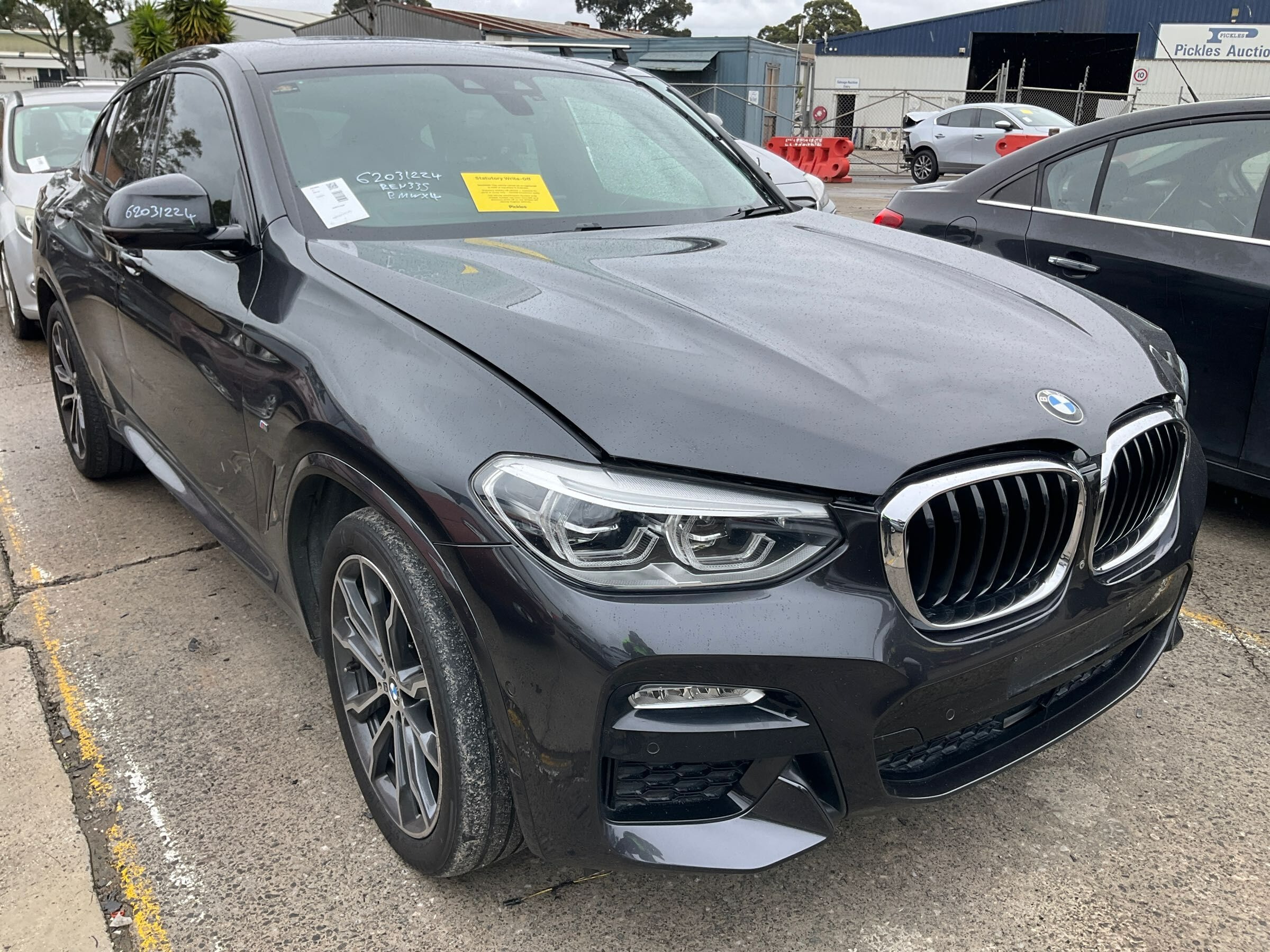 Wrecking 2019 BMW X4 For Used Parts BM1674 - Image 3
