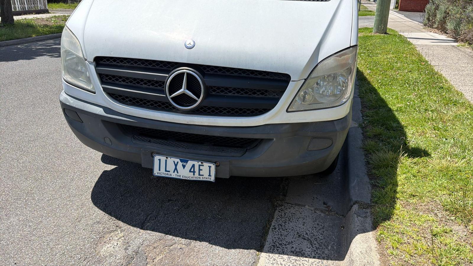 Wrecking 2012 Mercedes Sprinter For Used Parts MB1713 - Image 5