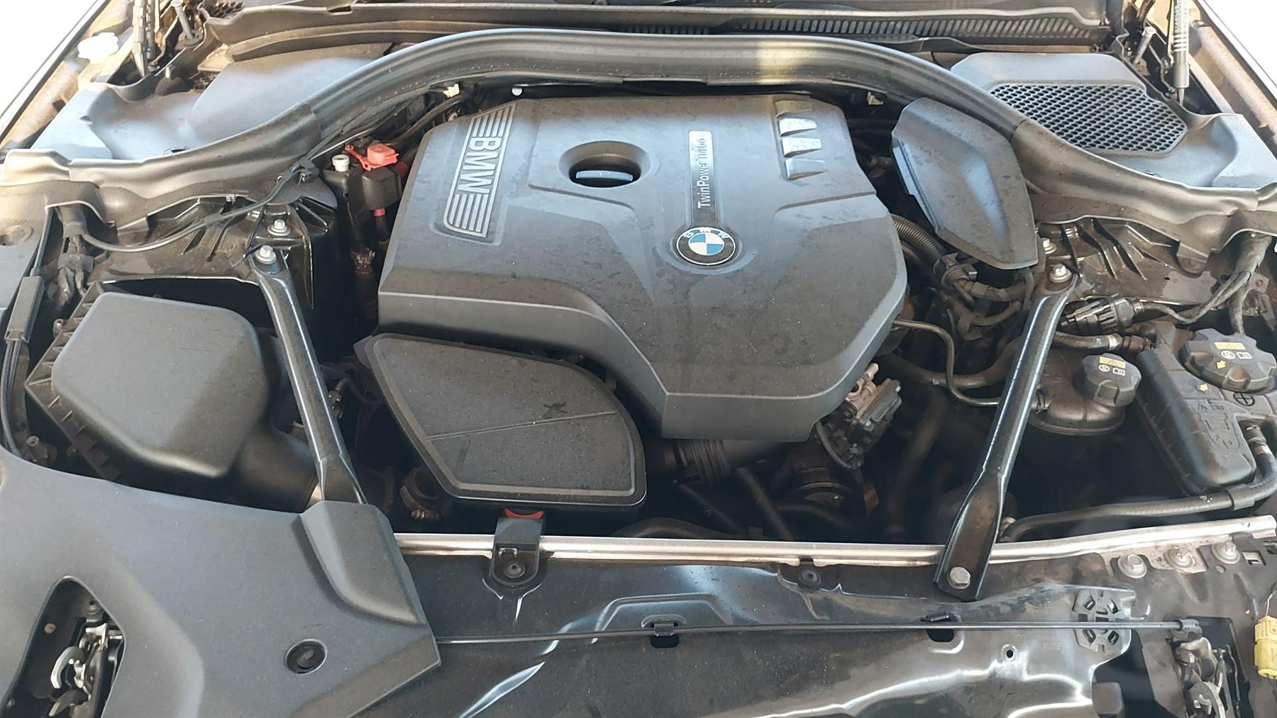 Wrecking 2018 BMW 5 Series For Used Parts BM1719 - Image 6