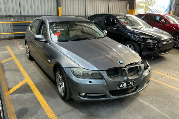 Wrecking 2010 BMW 3 Series For Used Parts BM1724