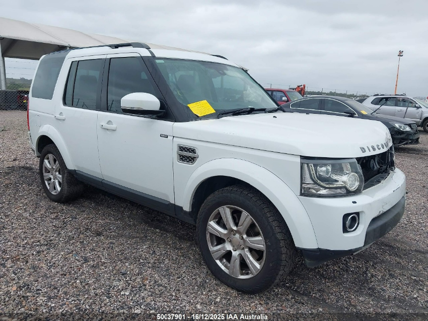 Wrecking 2015 Land Rover Discovery For Used Parts LR1739