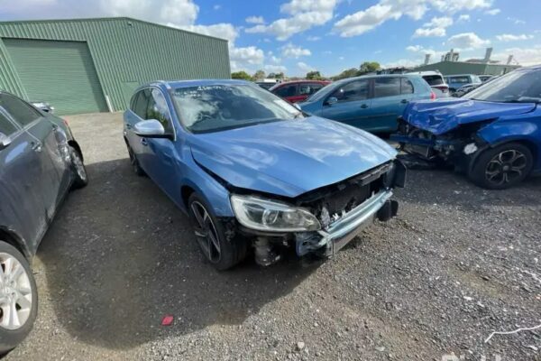 Wrecking 2014 Volvo V60 For Used Parts VO1740