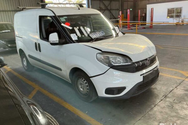 Wrecking 2017 Fiat Doblo for used parts FI1744