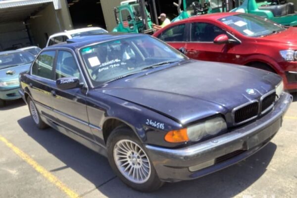 Wrecking 1999 BMW 7 Series For Used Parts BM0974