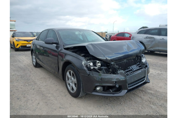Wrecking 2008 Audi A4 for used parts AU1752